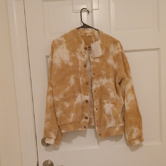 Hem & Thread Jackets & Blazers - Hem & Thread Tan Tie-Dye Bomber Jacket
